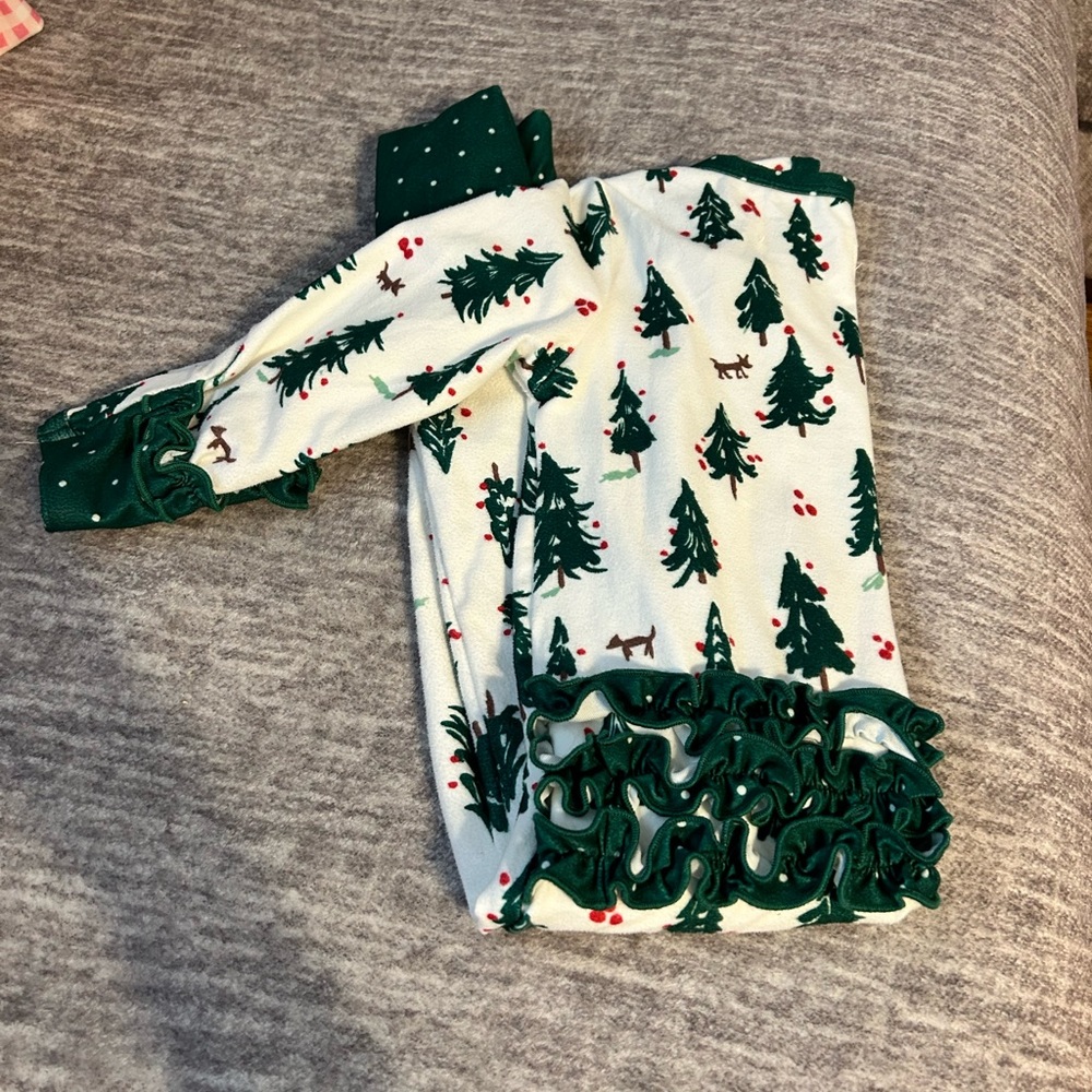 SweetHoney Christmas Layette